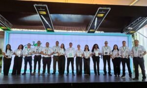 Supermercados La Colonia impulsa Colección de Cuchillos Core Chef