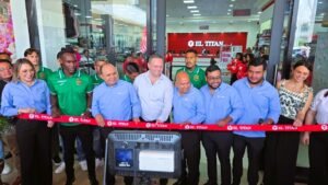 El Titán celebra apertura en Town Center San Pedro Sula